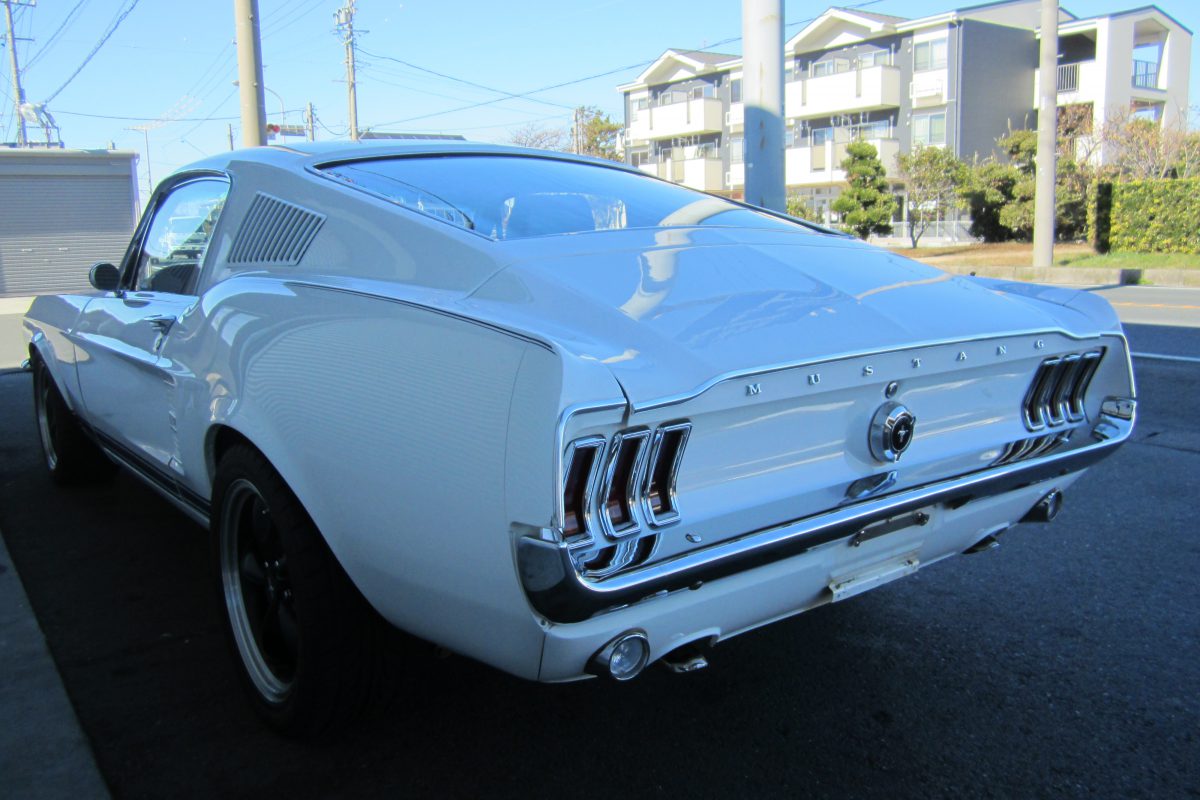 1967 MUSTANG FAST BACK